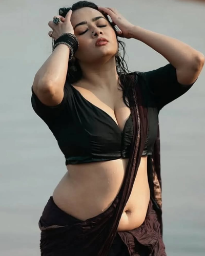Call Gir in black Sharee